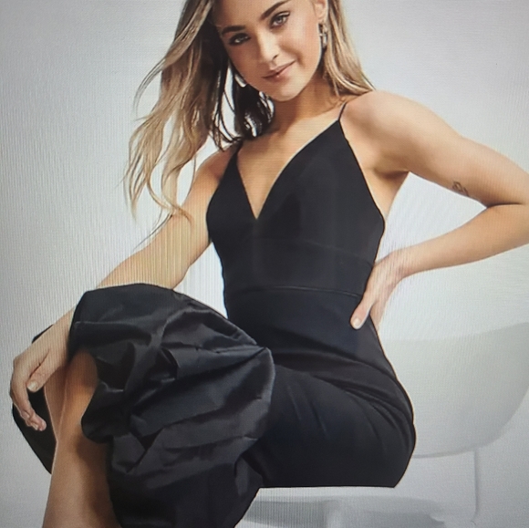 NWT ASOS Black Ever New Plunge Midi Dress - Picture 1 of 7